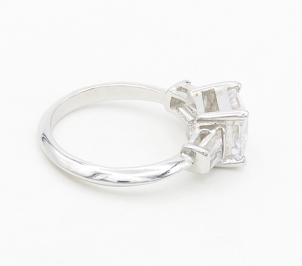 925 Sterling Silver  Sparkling Cubic Zirconia Smooth Band Ring Sz 8  RG16491