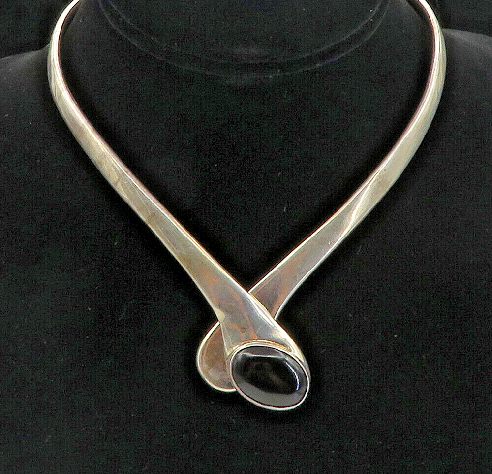 MEXICO 925 Sterling Silver  Vintage Black Stone Hinge Collar Necklace  NE1585
