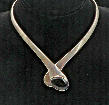 MEXICO 925 Sterling Silver  Vintage Black Stone Hinge Collar Necklace  NE1585