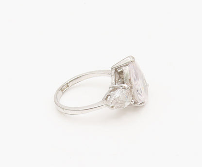 925 Sterling Silver  Vintage Tear Drop Cut 3 CZ Stone Ring Sz 7.25  RG27002