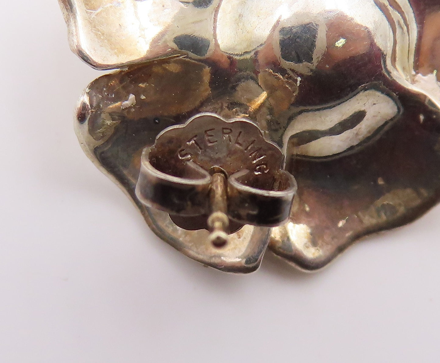 14k Gold & 925 Sterling Silver Vintage Earrings Modernist Floral Studs  EG13811