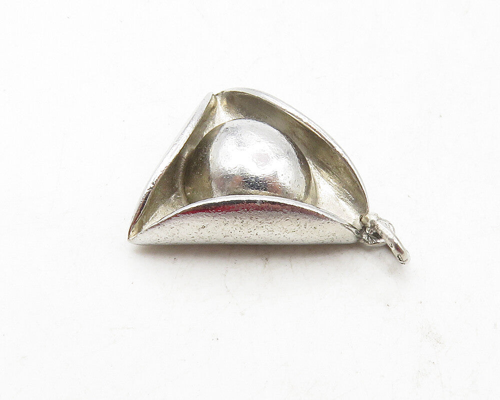 925 Sterling Silver  Vintage Shiny Smooth Petite Hat Motif Pendant  PT7369