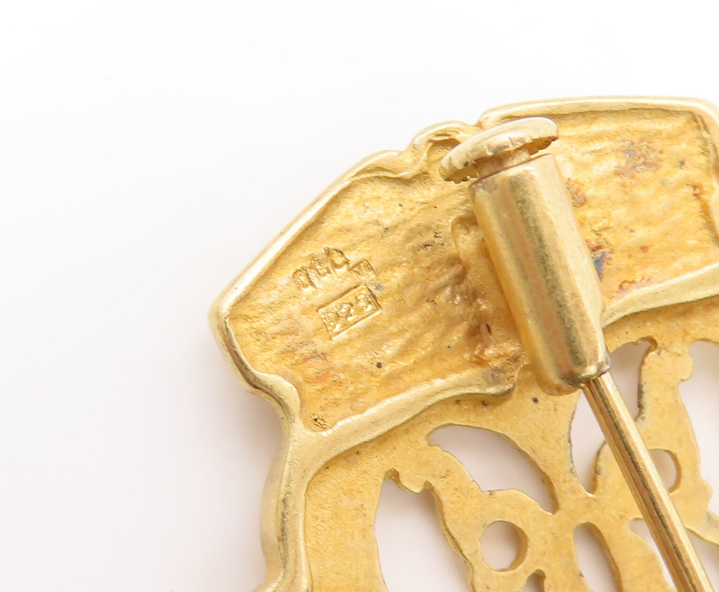 925 Sterling Silver Vintage Brooch Pin Gold Plated Carved Royal Crown  BP10552