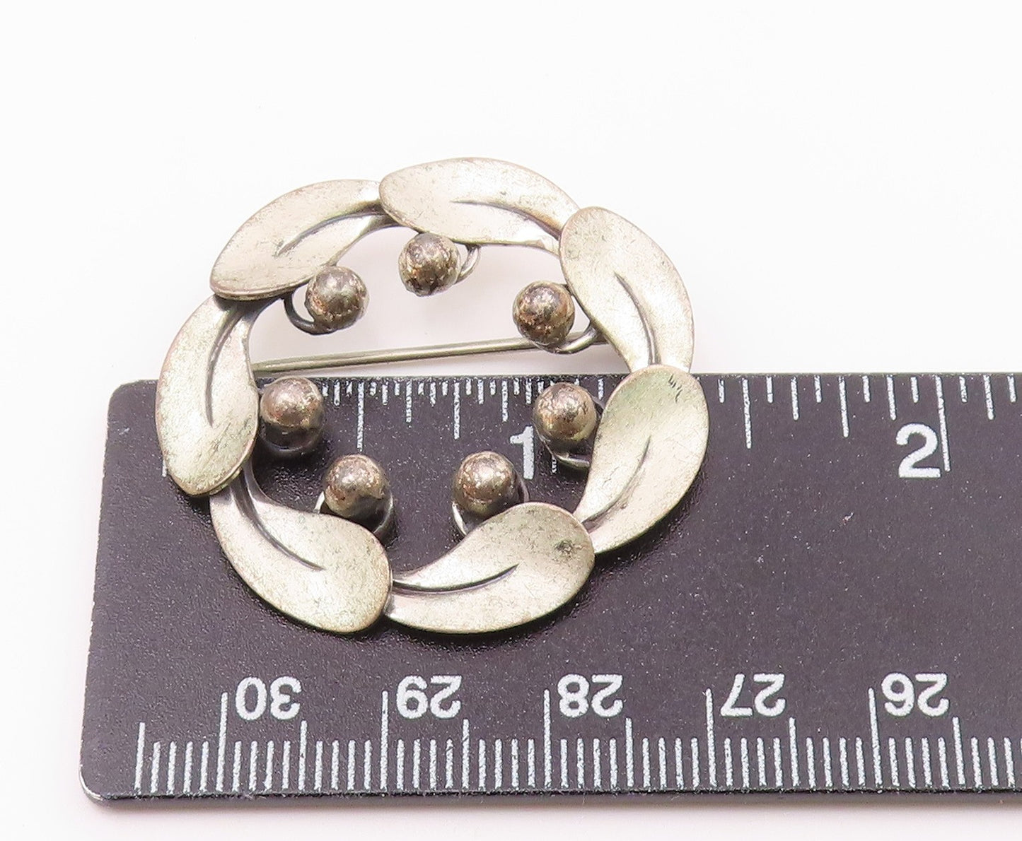 BEAU 925 Sterling Silver  Vintage Modernist Floral Wreath Brooch Pin  BP9198