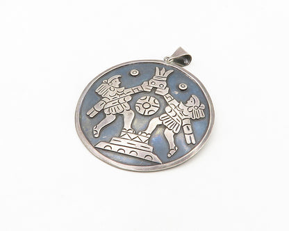 925 Sterling Silver  Vintage Oxidized Warriors Round Brooch Pin  BP7469