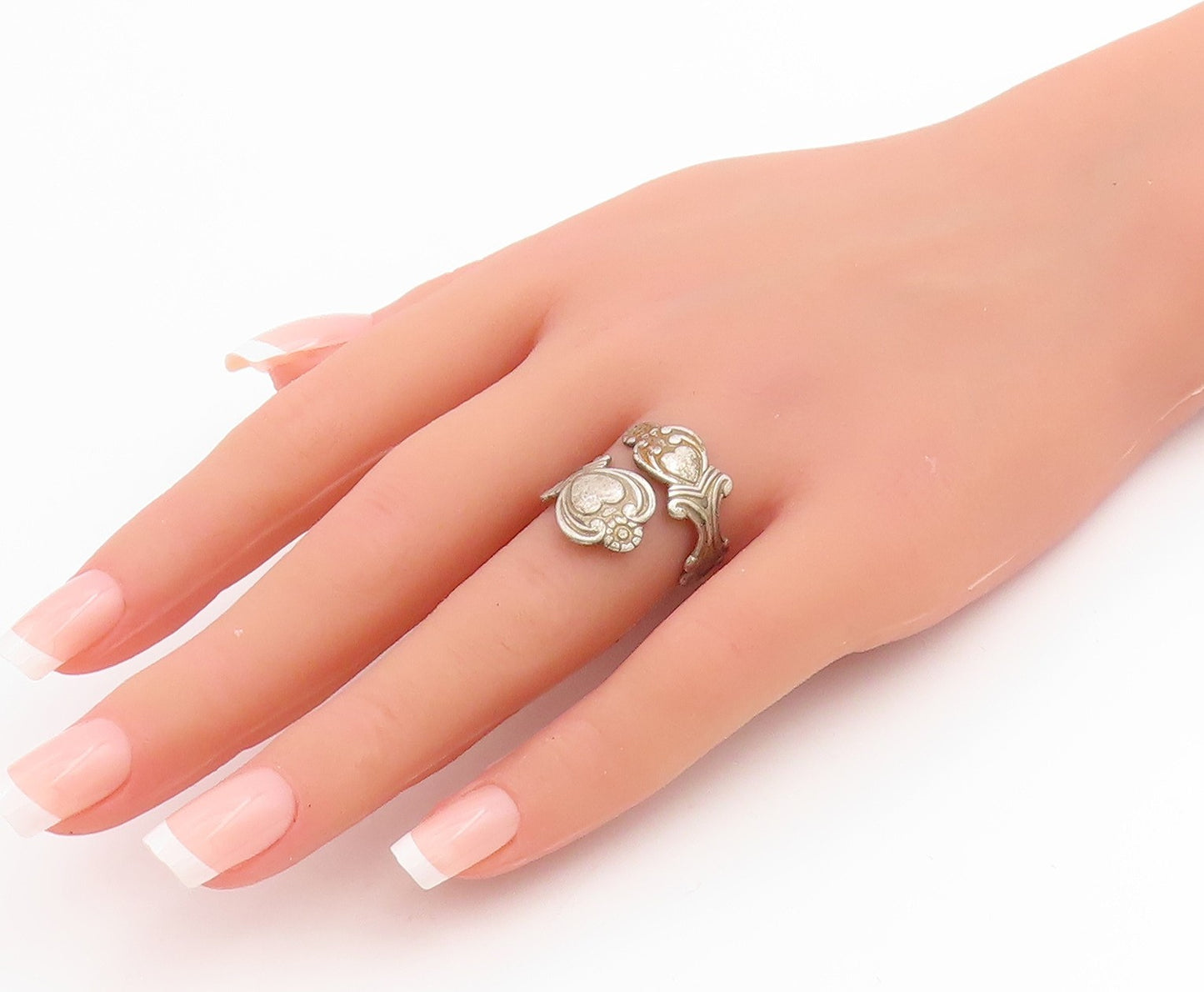 925 Sterling Silver Vintage Ring AVON Floral Hearts Bypass Band  Sz 8  RG33866