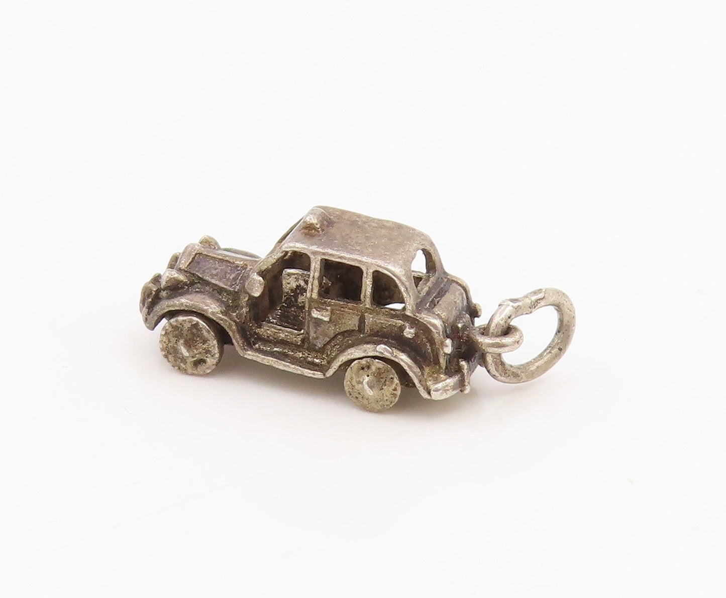 925 Sterling Silver Vintage Pendant Miniature Classic Car Charm Moves  PT26156