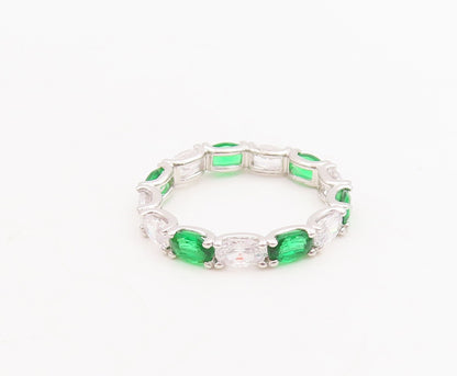 925 Sterling Silver Vintage Ring Oval Cut Peridot & CZ 360 Ring   Sz 7  RG29012
