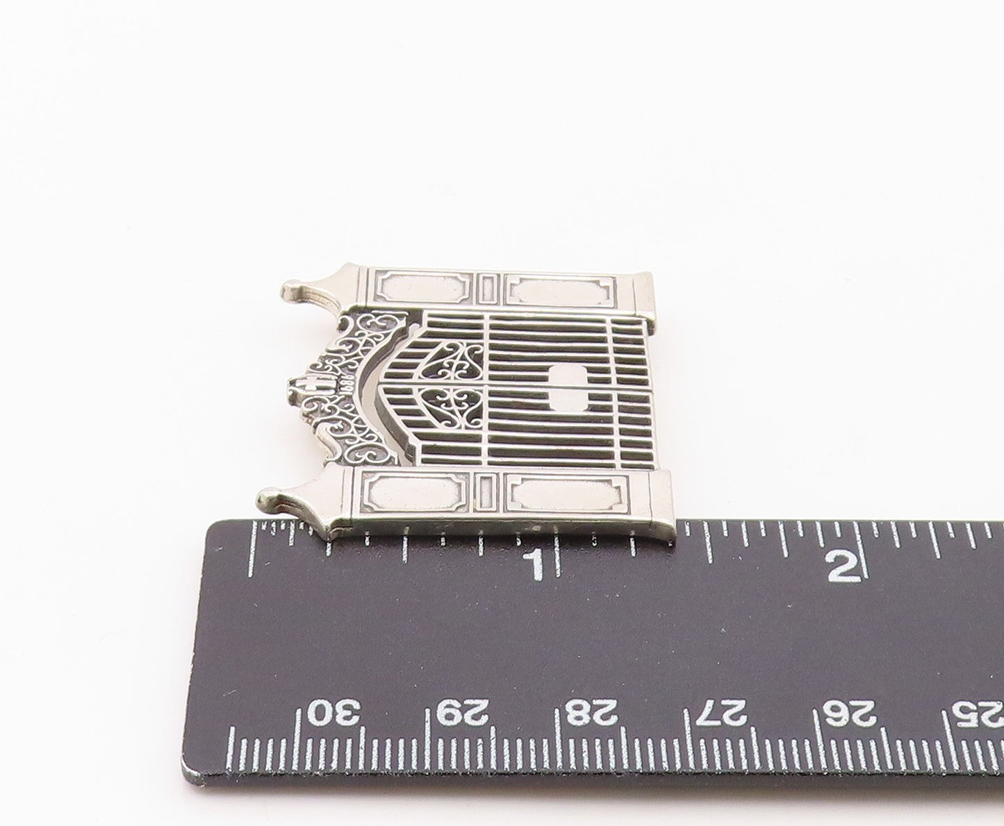 925 Sterling Silver Vintage Brooch Pin HAND & HAMMER Gate With Cross  BP12539