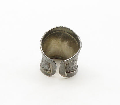 925 Sterling Silver  Vintage Dark Tone Flower Tapered Band Ring Sz 8  RG16718