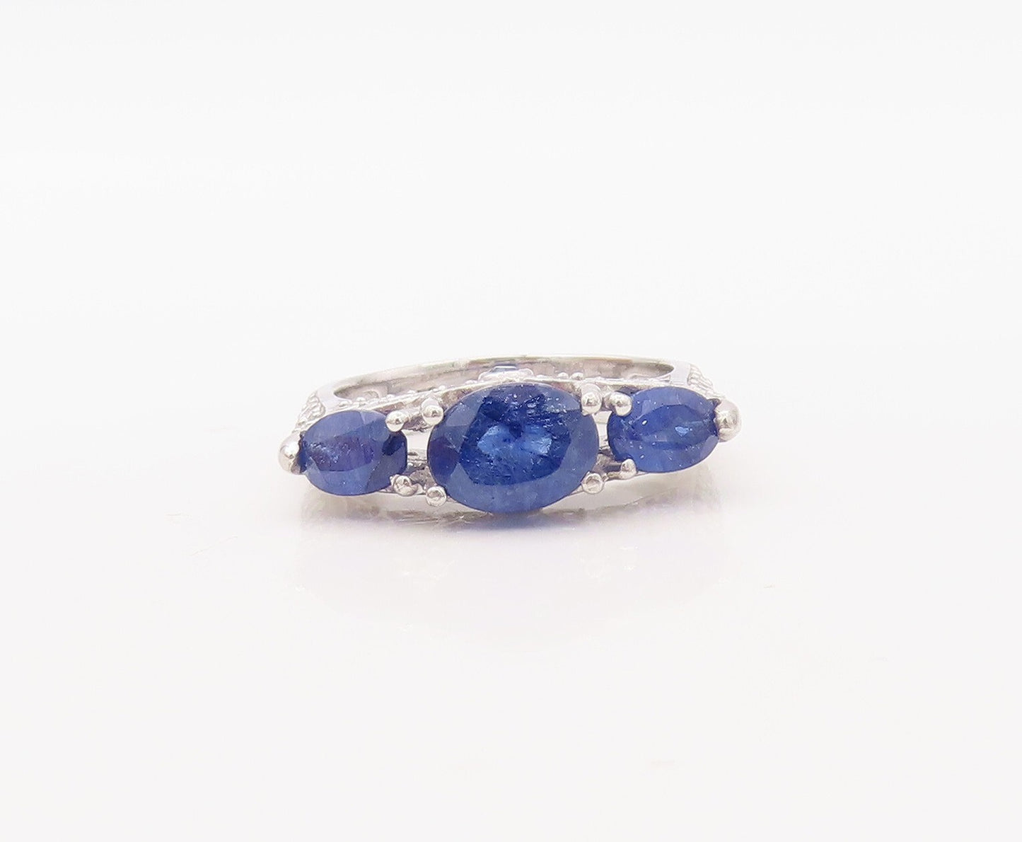 925 Sterling Silver Vintage Ring Floral Carved Oval Sapphire & CZ Sz 7.5 RG30576