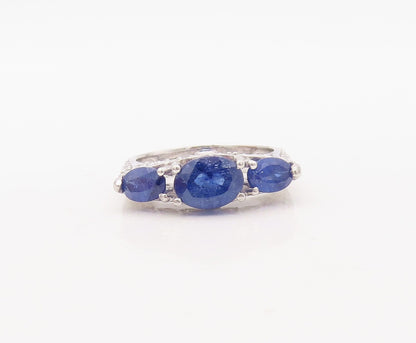 925 Sterling Silver Vintage Ring Floral Carved Oval Sapphire & CZ Sz 7.5 RG30576