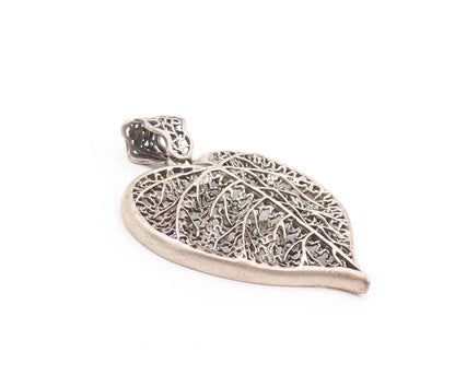 925 Sterling Silver Vintage Pendant Designer Dark Tone Cutout Leaf  PT23978
