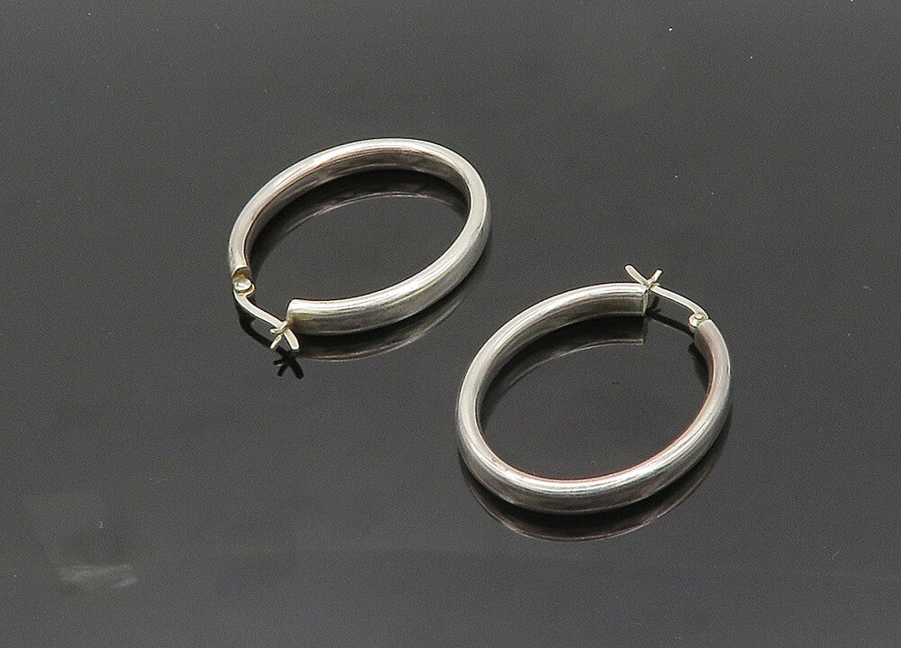 925 Sterling Silver  Vintage Shiny Polished Smooth Oval Hoop Earrings  EG9903