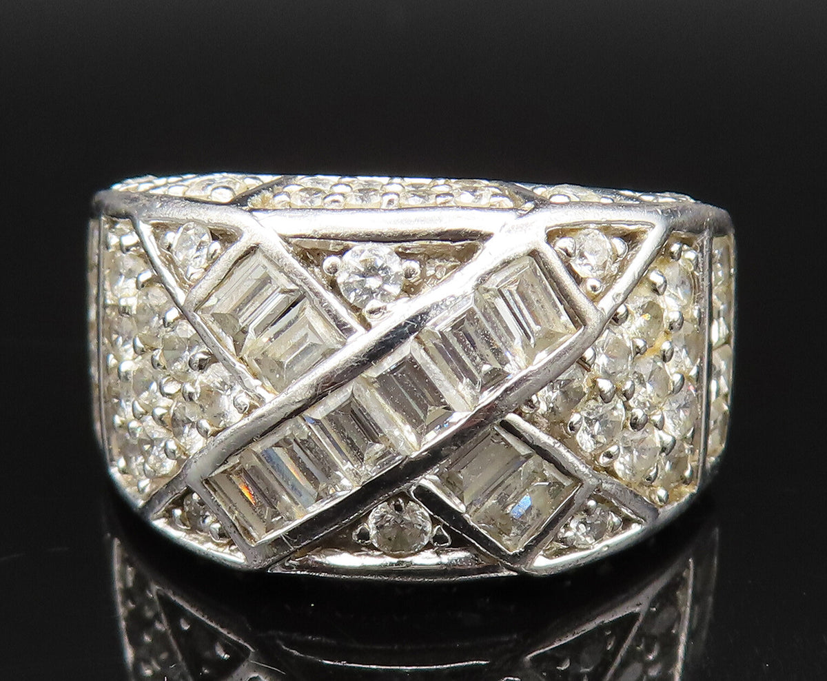 925 Silver  Vintage Crisscross Detail Cubic Zirconia Band Ring Sz 7.5  RG25392