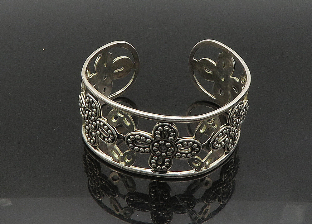 925 Sterling Silver  Vintage Shiny Retro Flower Motif Cuff Bracelet  BT8029