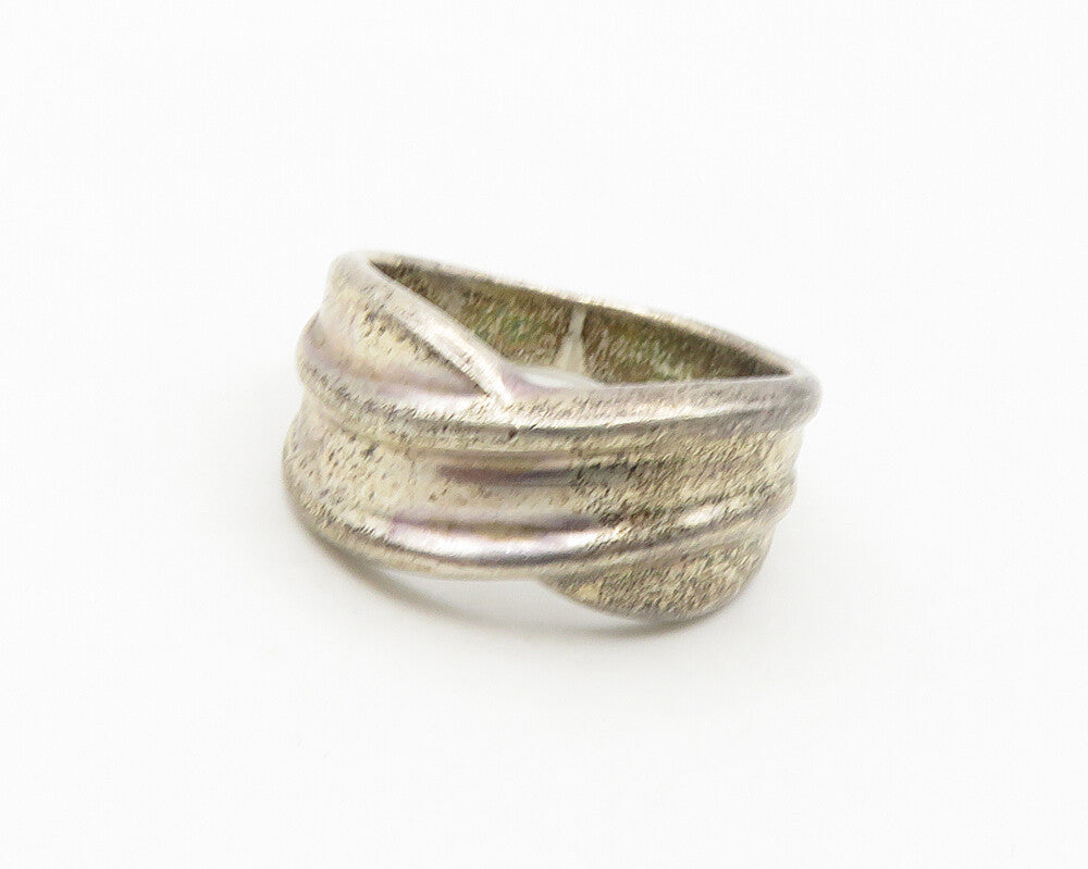 925 Sterling Silver  Vintage Dark Tone Smooth Tapered Band Ring Sz 7  RG17748