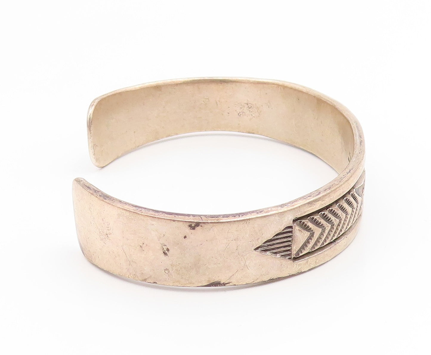 925 Sterling Silver Vintage Bracelet NAVAJO BRUCE MORGAN Etched Cuff  BT11906
