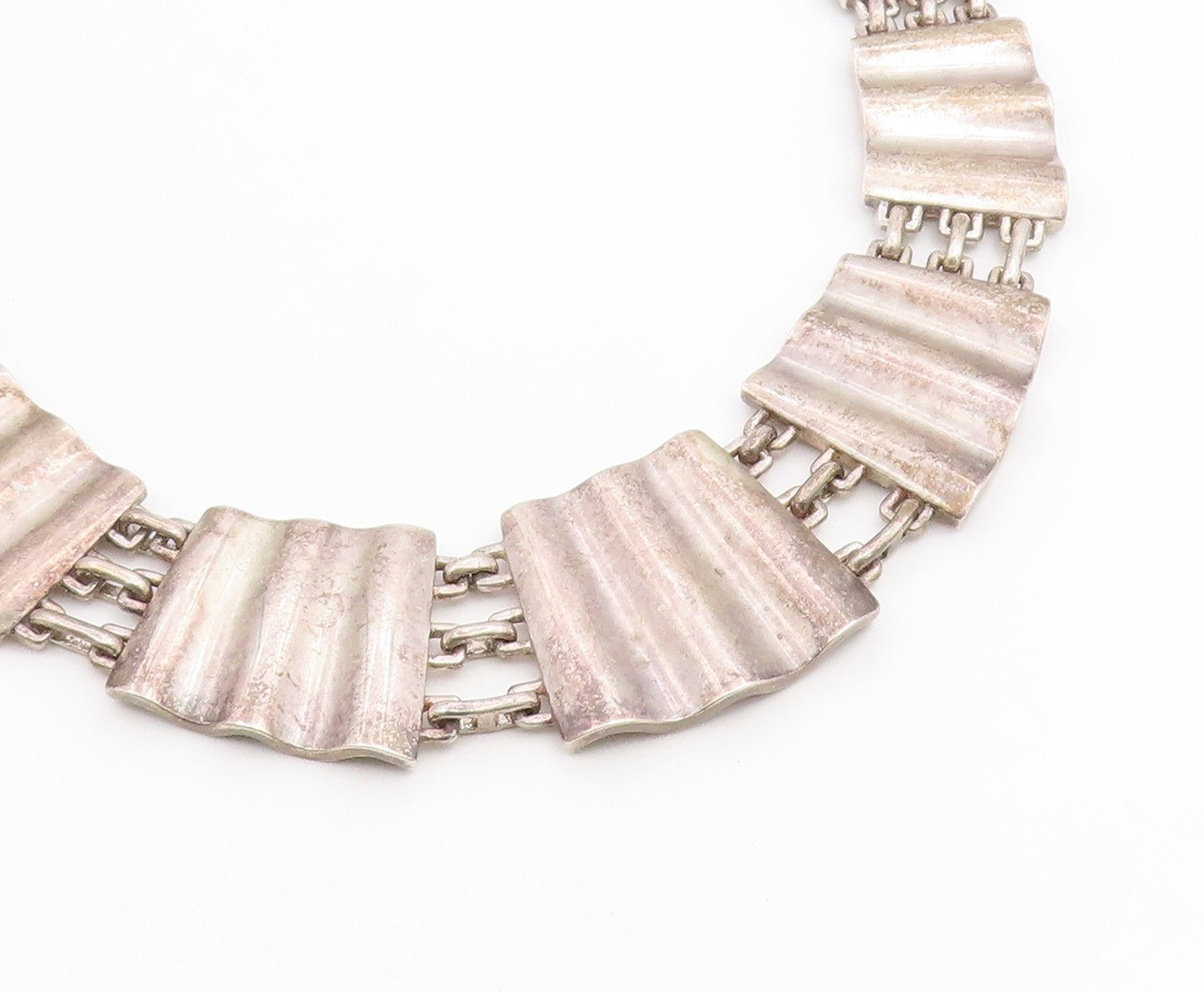 925 Sterling Silver Vintage Necklace Modernist Textured Wave Panel Choker NE4887