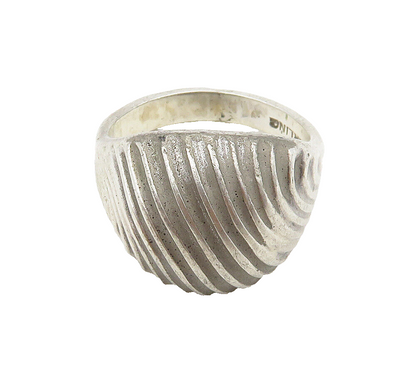 925 Sterling Silver  Vintage Shiny Fluted Dome Band Ring Sz 6.5  RG15800