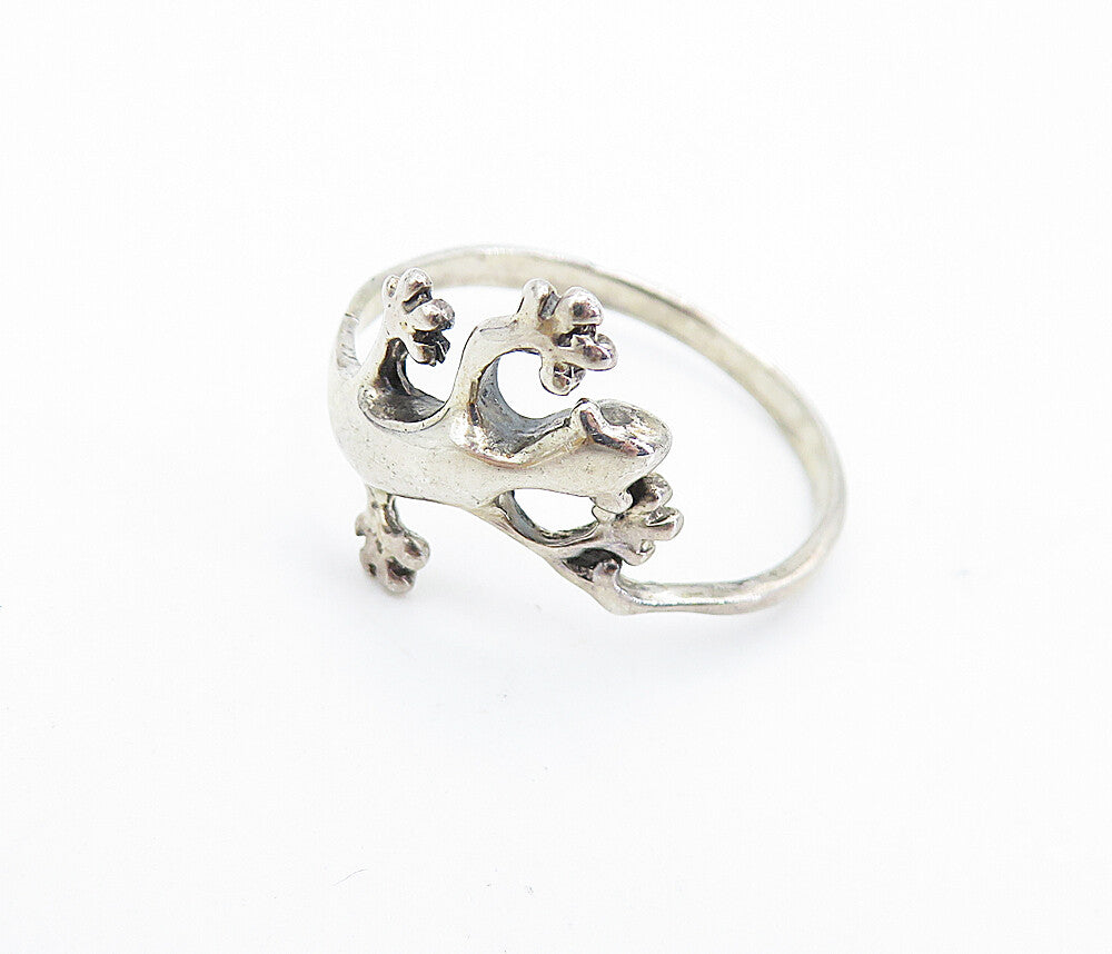 925 Sterling Silver  Vintage Crawling Lizard Motif Band Ring Sz 10.5  RG7445