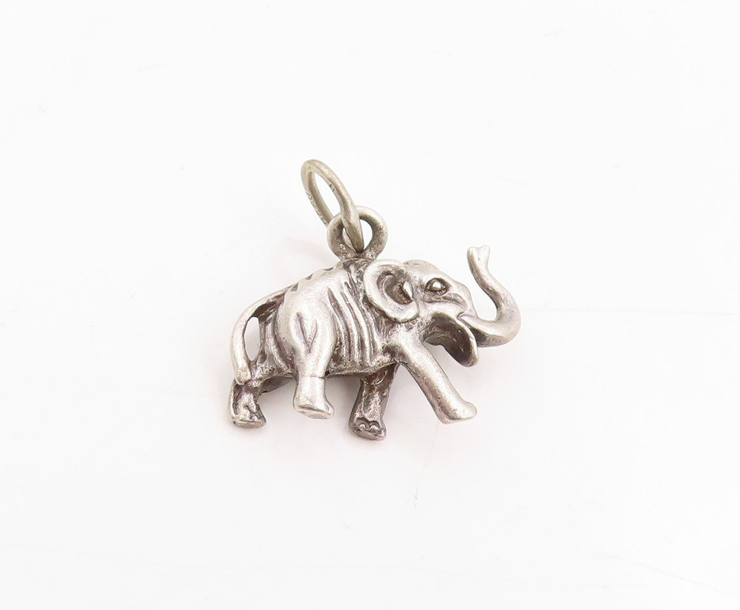 925 Sterling Silver Vintage Pendant Carved Good Luck Elephant Charm  PT25392