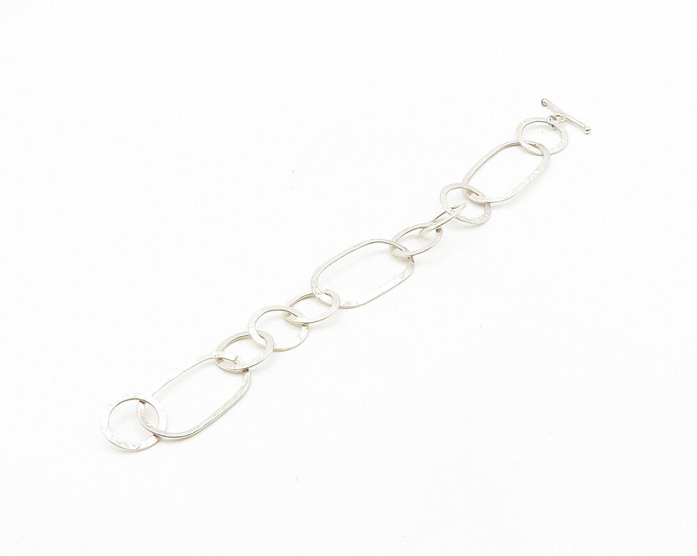 925 Sterling Silver  Vintage Shiny Textured Open Circle Chain Bracelet  BT7478