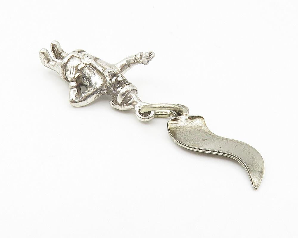 925 Sterling Silver  Vintage Shiny Petite Santa Clause New York Pendant PT9328
