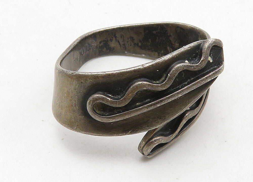 925 Sterling Silver  Vintage Oxidized Swirl Detail Bypass Ring Sz 9  RG10498