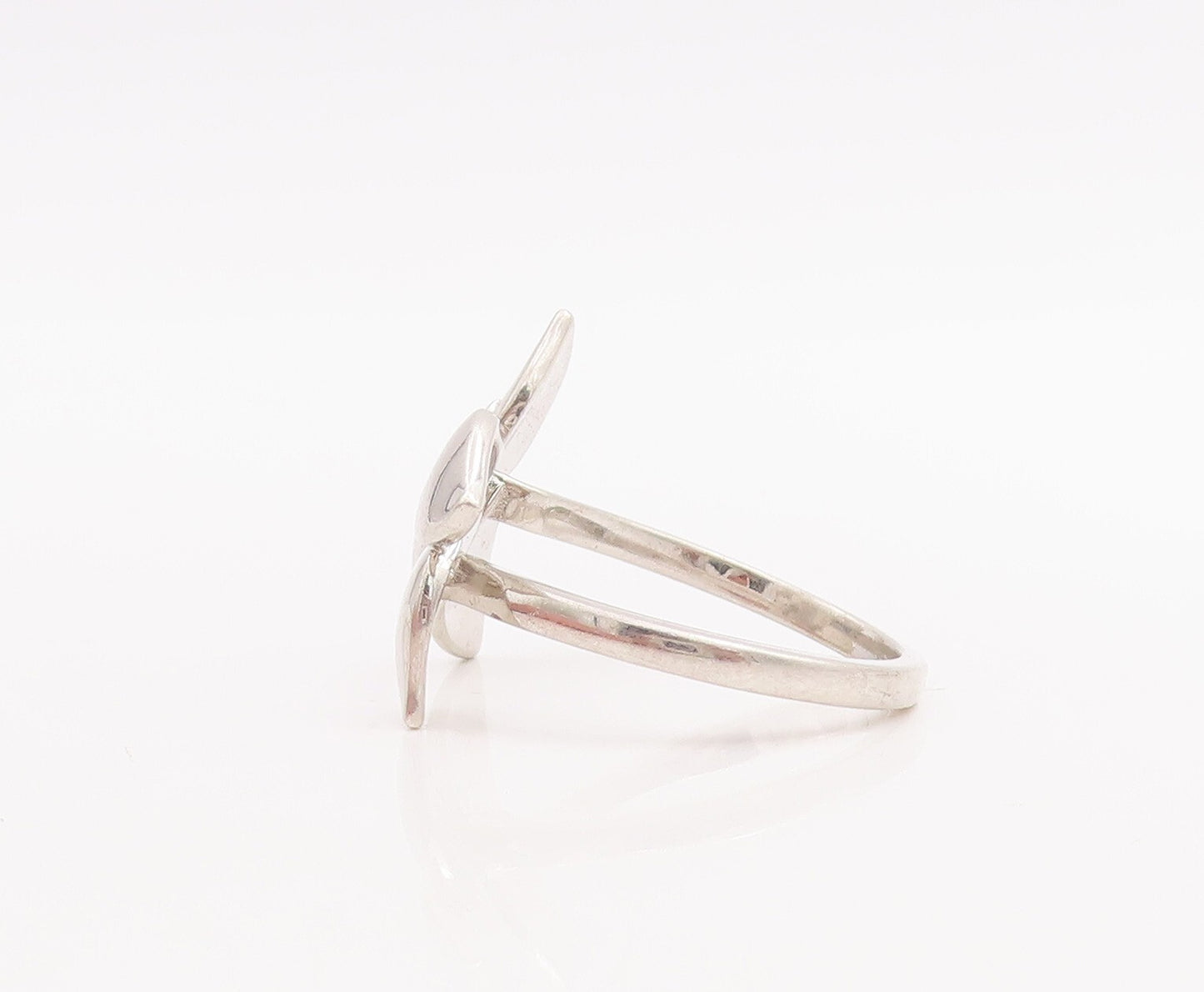 925 Sterling Silver Vintage Ring Solid Falling Leaves Cutout  Sz 8  RG28699