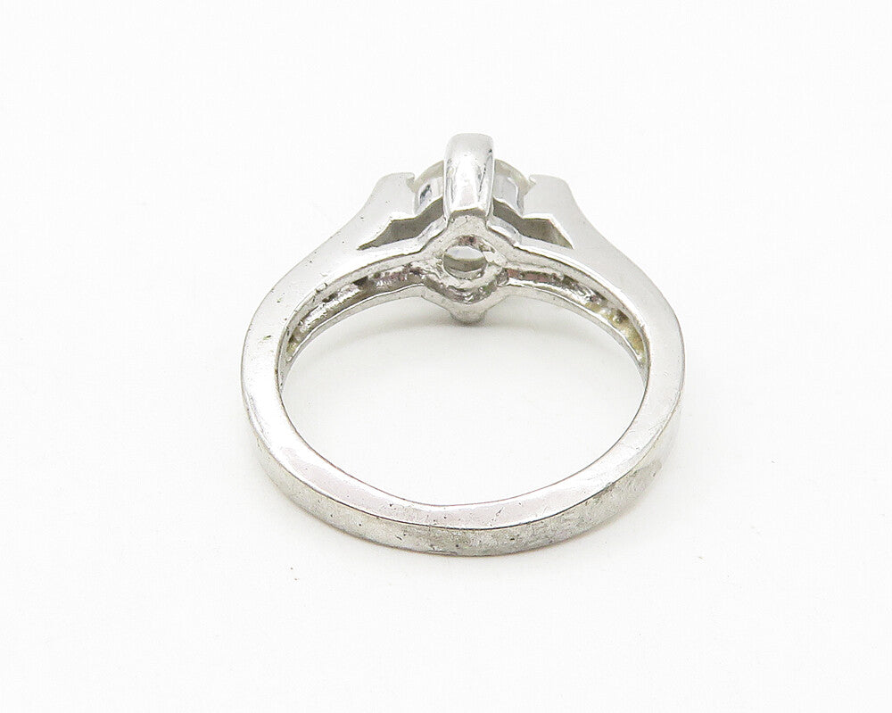 925 Sterling Silver  Cubic Zirconia Solitaire With Accents Ring Sz 5  RG11343