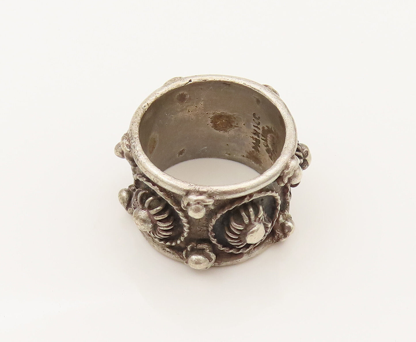 MEXICO 925 Silver  Vintage Raised Edge Floral Beaded Detail Ring Sz 5  RG26504