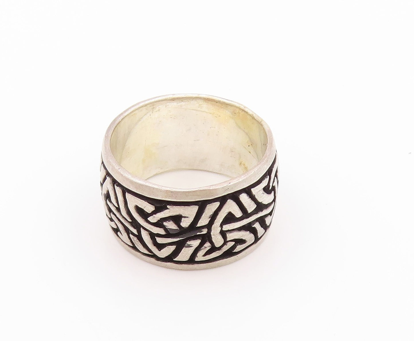 925 Sterling Silver Vintage Ring Dark Tone Celtic Knots Carved  Sz 8  RG32477
