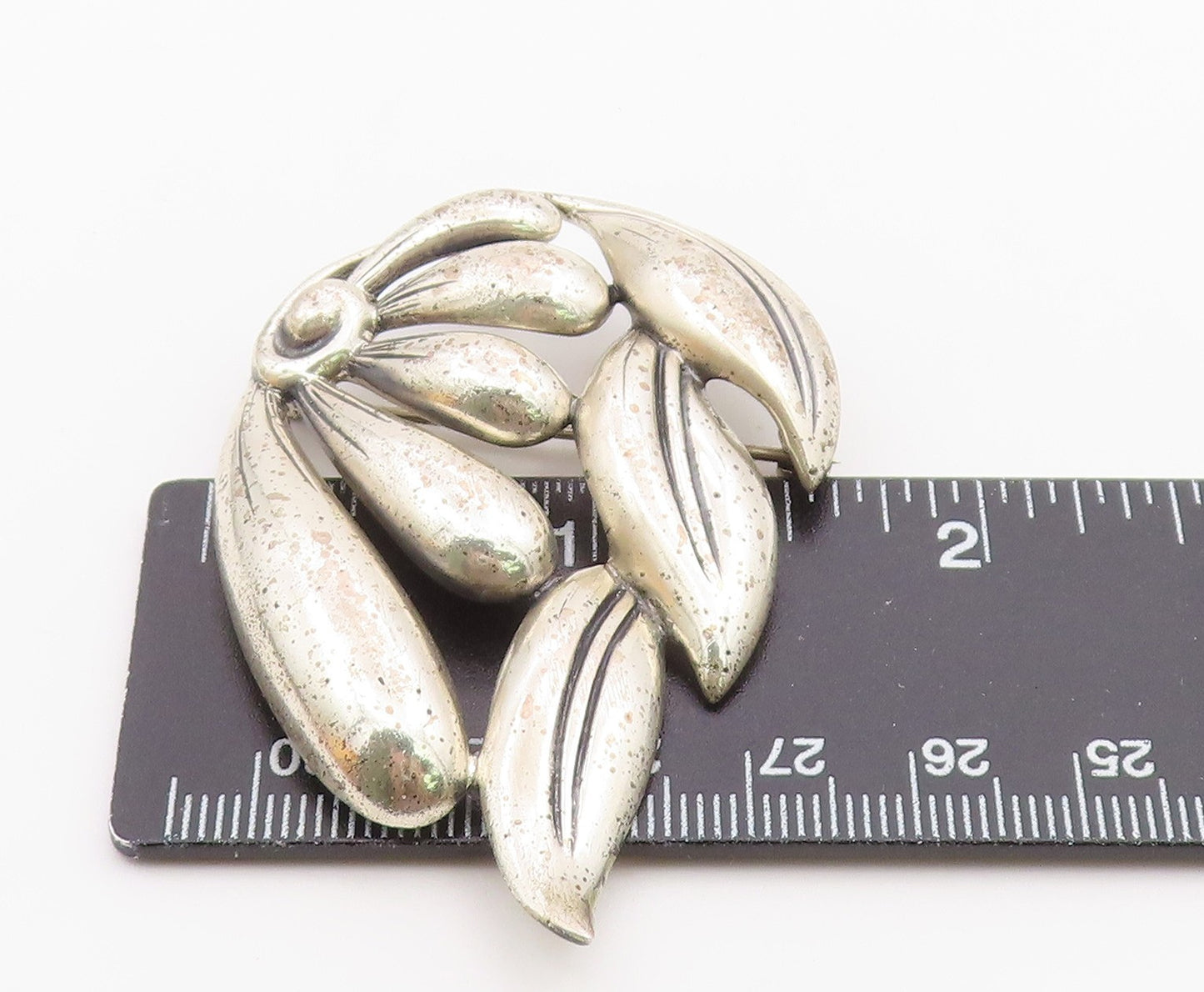 DANECRAFT 925 Sterling Silver  Vintage Sculpted Leaves Brooch Pin  BP9450