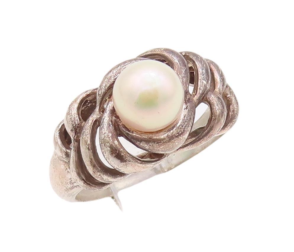 925 Sterling Silver Vintage Ring Cutout Swirled Neck Beaded Pearl  Sz 8  RG28290