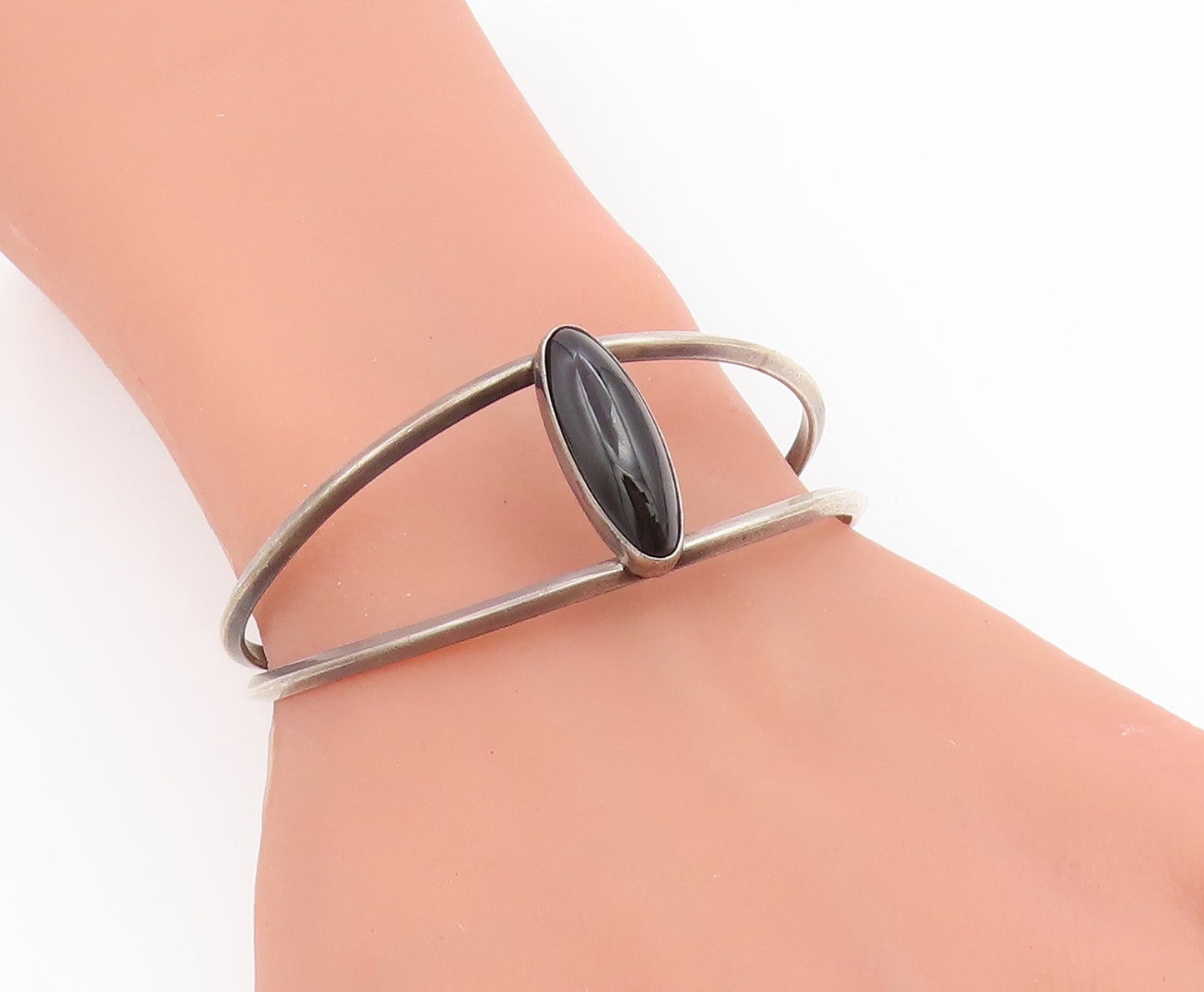 925 Sterling Silver Vintage Bracelet Oval Black Onyx Split Shank Cuff  BT11992