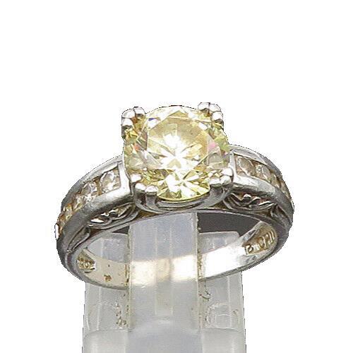 925 Sterling Silver  Vintage Shiny Cubic Zirconia Band Ring Sz 7.5  RG21790