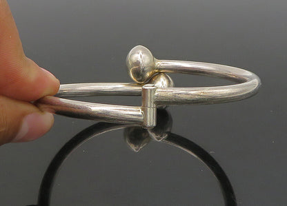 925 Sterling Silver  Vintage Hollow Round Ends Bypass Bangle Bracelet  BT8452