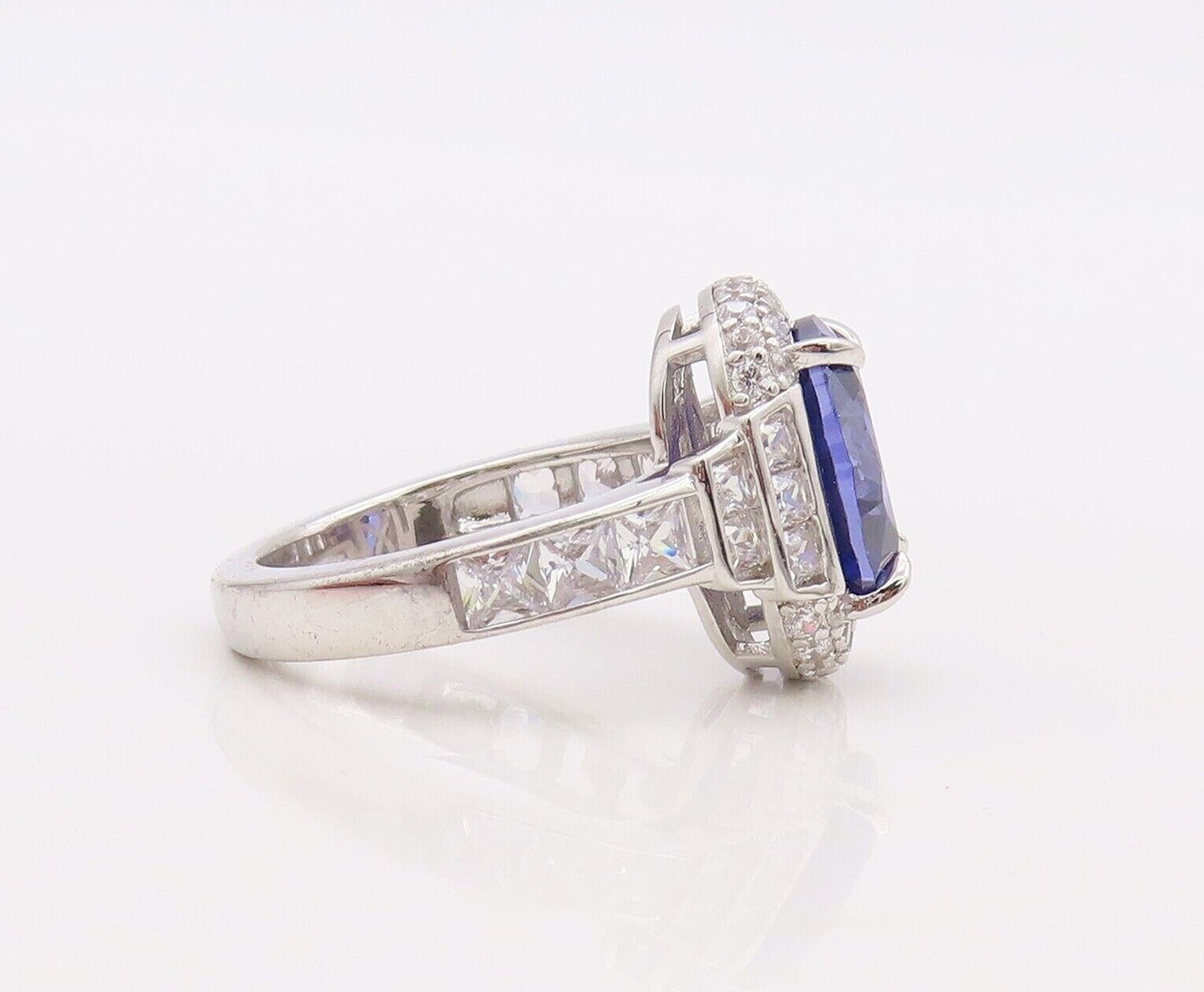 925 Sterling Silver Vintage Ring Designer Oval Sapphire Halo CZ  Sz 7.5  RG30052