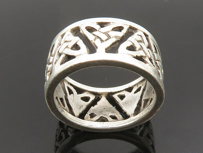 925 Sterling Silver  Vintage Celtic Knot Cutout Band Ring Sz 5  RG24405