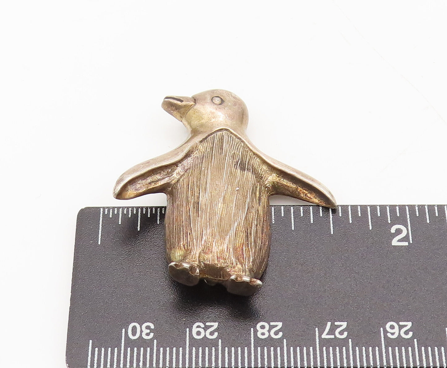BREAKELL 925 Silver  Vintage Solid Carved Walking Penguin Brooch Pin  BP10386