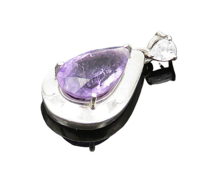 925 Sterling Silver  Vintage Prong Set Amethyst Tear Drop Pendant  PT16096