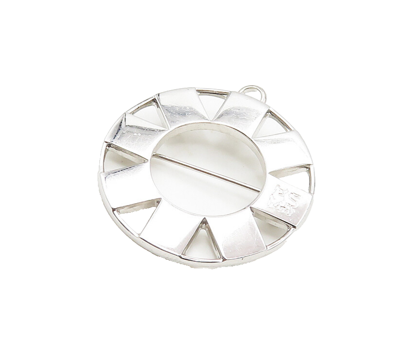 925 Sterling Silver  Vintage Shiny Petite Etched Bull Wheel Brooch Pin  BP6815