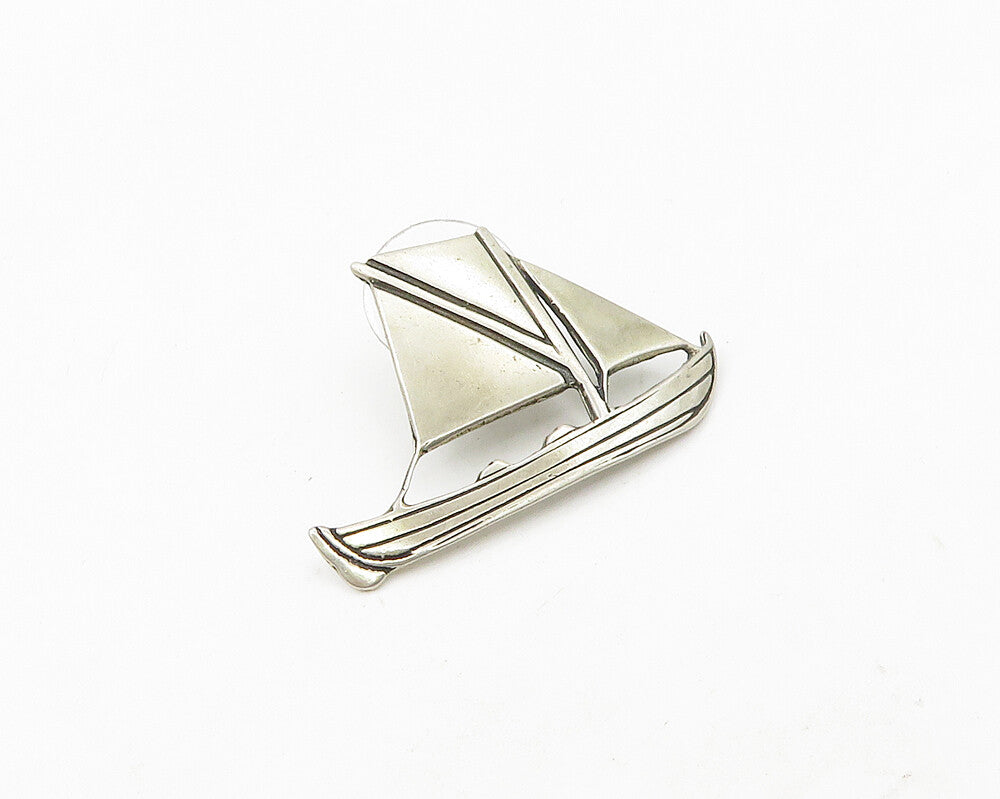 925 Sterling Silver  Vintage Sail Boat Motif Smooth Lapel Pin  TR2426