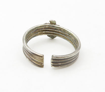 925 Sterling Silver  Vintage Dark Tone Floral Ribbed Band Ring Sz 6  RG16582