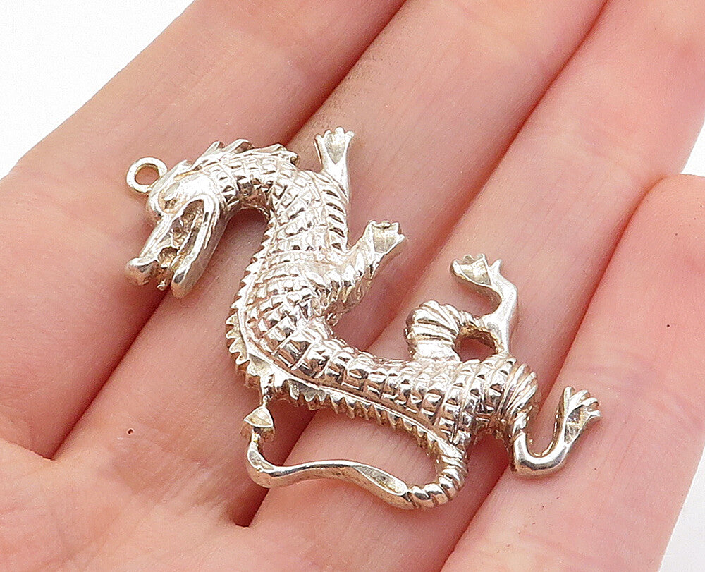 925 Sterling Silver Vintage Shiny Etched Detail Dragon Motif Pendant PT4528