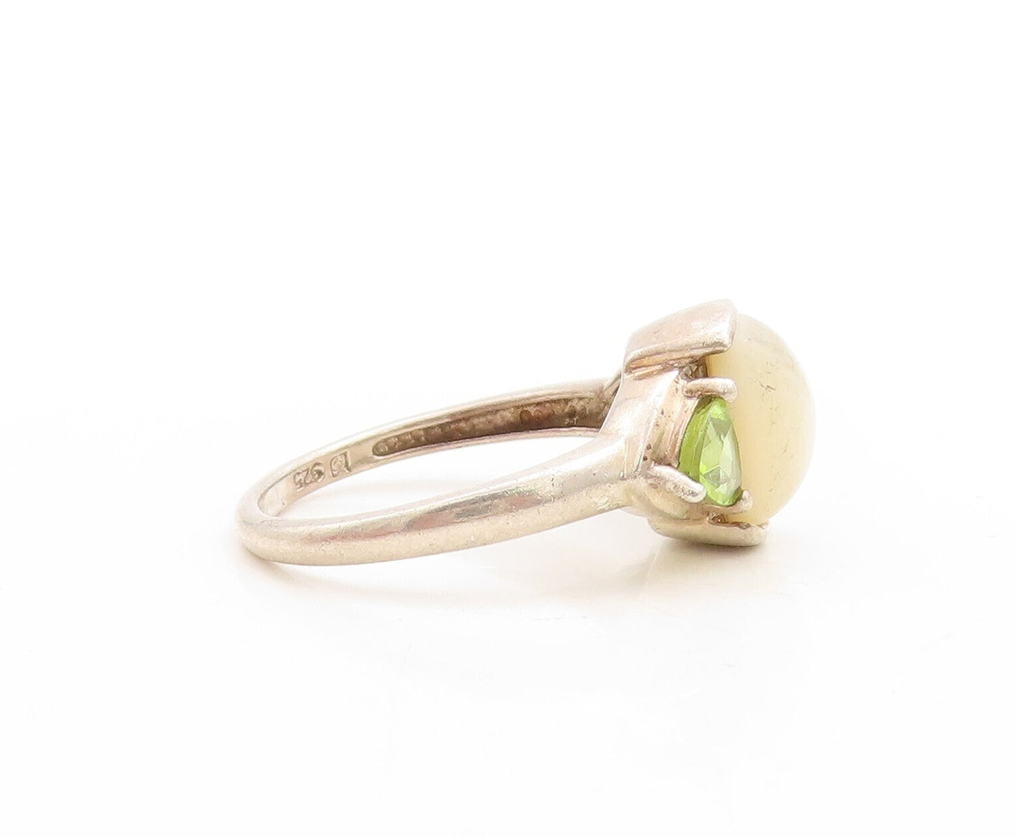 925 Sterling Silver Vintage Ring Cabochon Gemstone Triangle Peridot Sz 9 RG31228
