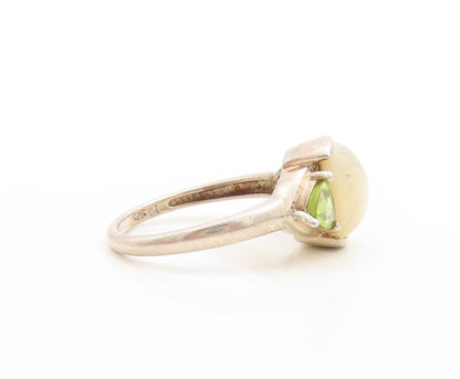 925 Sterling Silver Vintage Ring Cabochon Gemstone Triangle Peridot Sz 9 RG31228