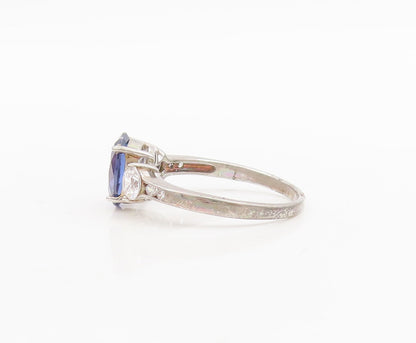 925 Sterling Silver Vintage Ring Oval Sapphire Round CZ Sidestone Sz 7.5 RG29042