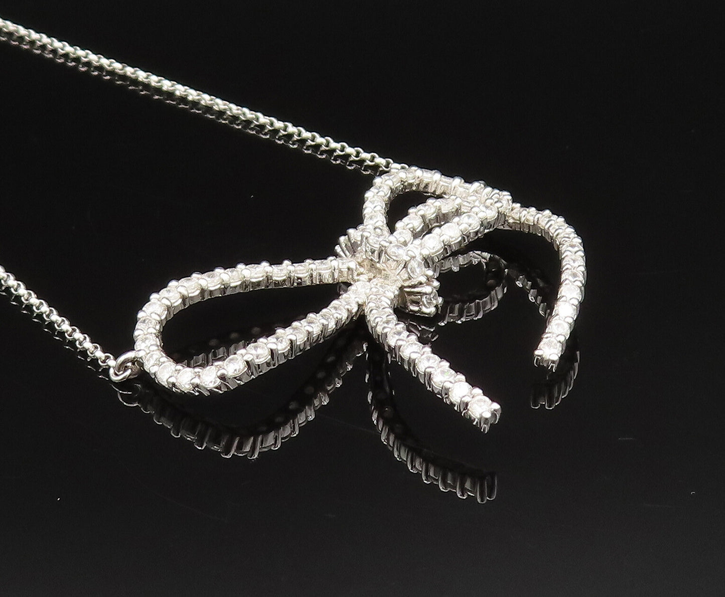 925 Sterling Silver  Vintage Dainty Sparkly Topaz Bow Tie Necklace  NE3908